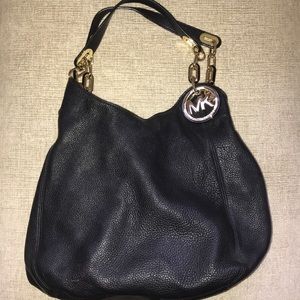 Used once Michael Kors black&gold hobo bag purse